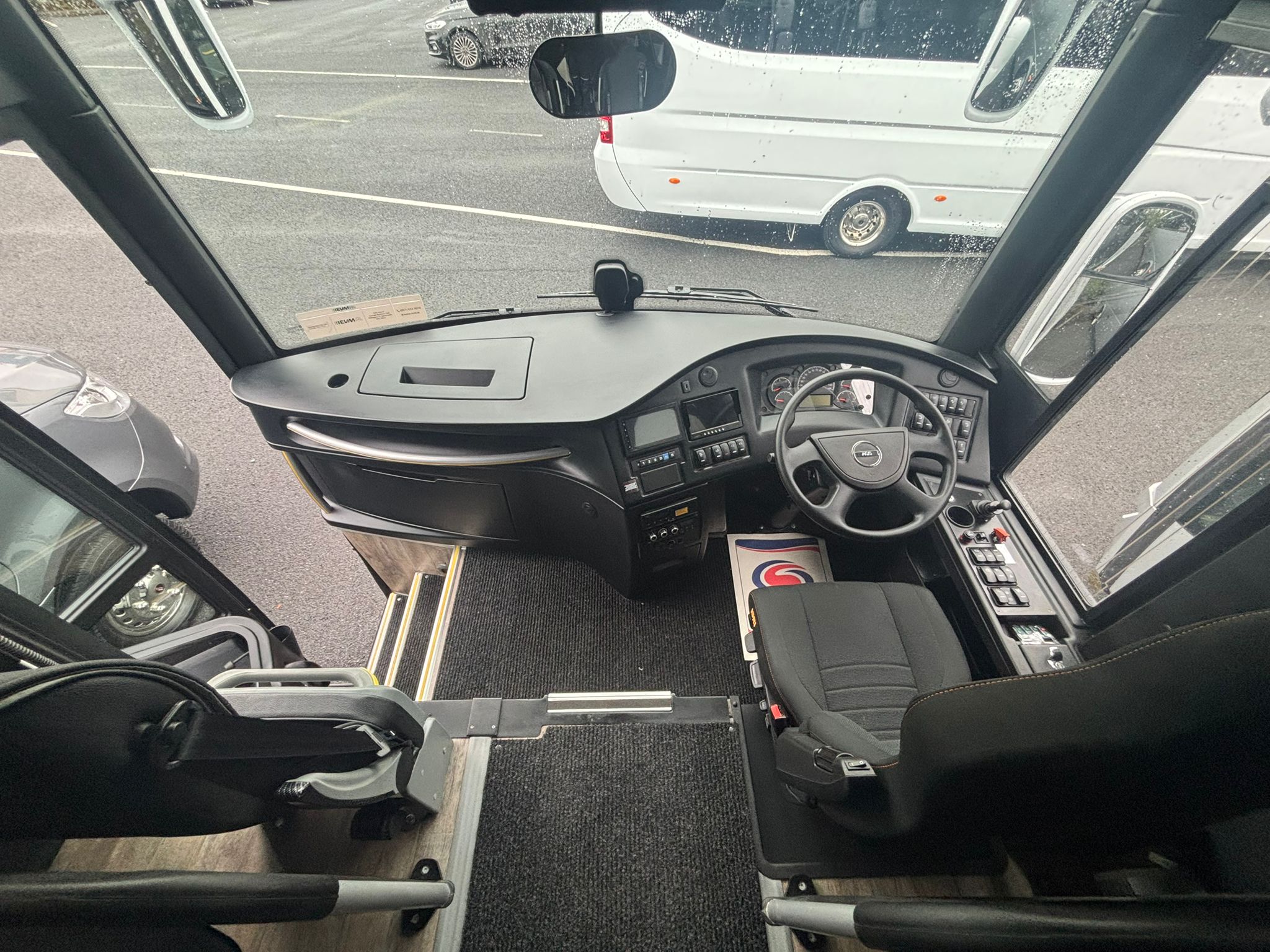 🇮🇪Big smiles and shiny wheels! Kierans of Drogheda Bus Hire hit the ...