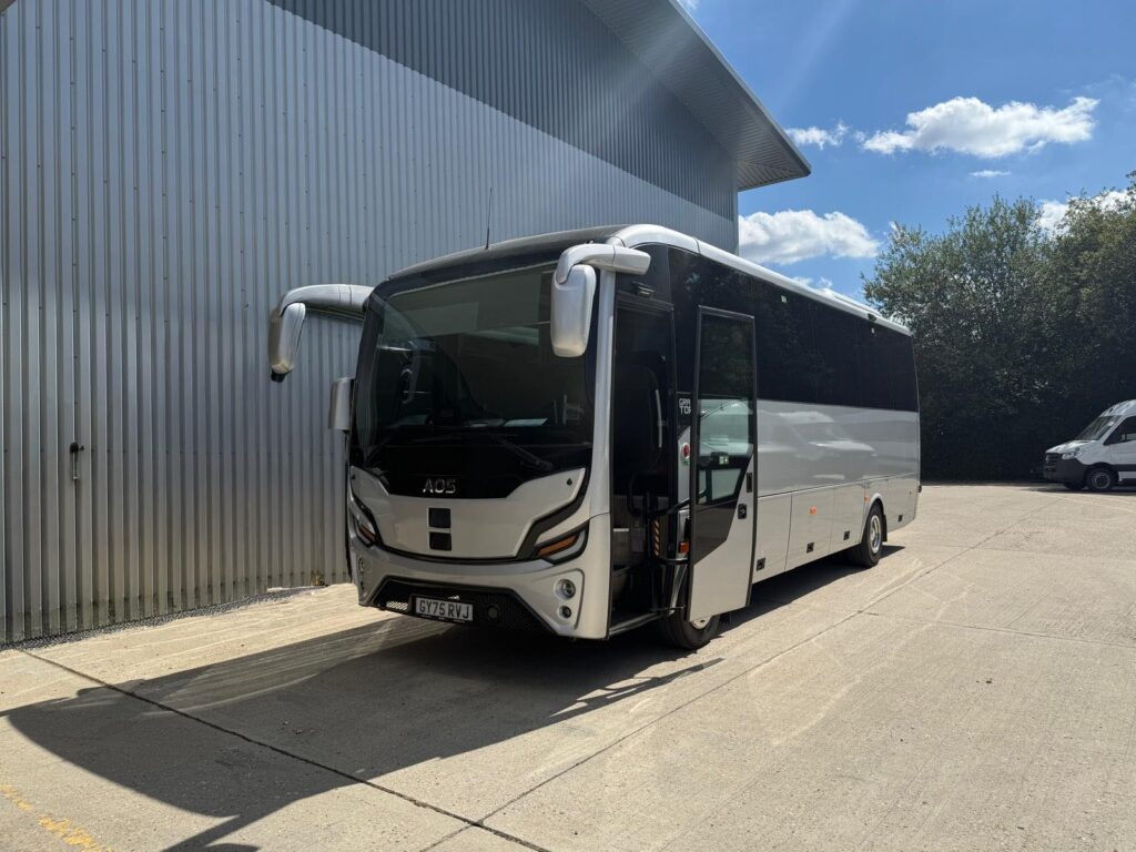 2025 Grand Toro 37 Seater Used Midi Coach For Sale