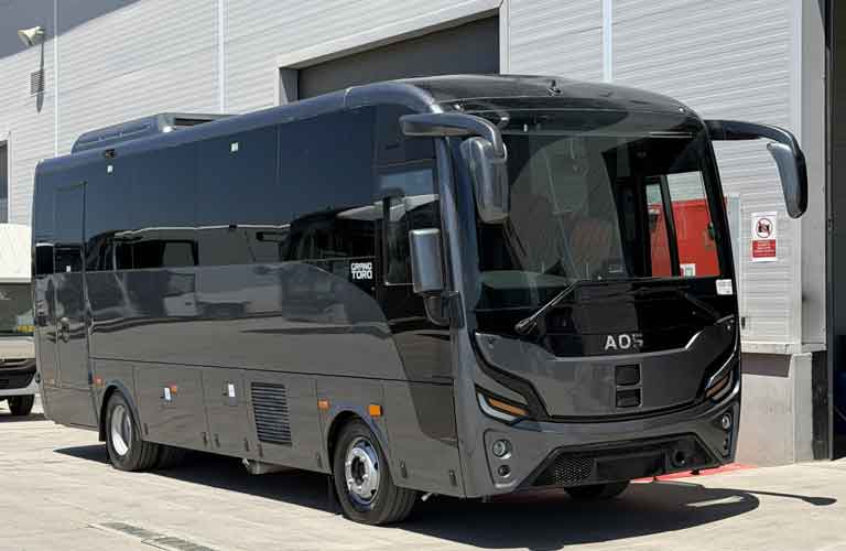 VIP Midi coach